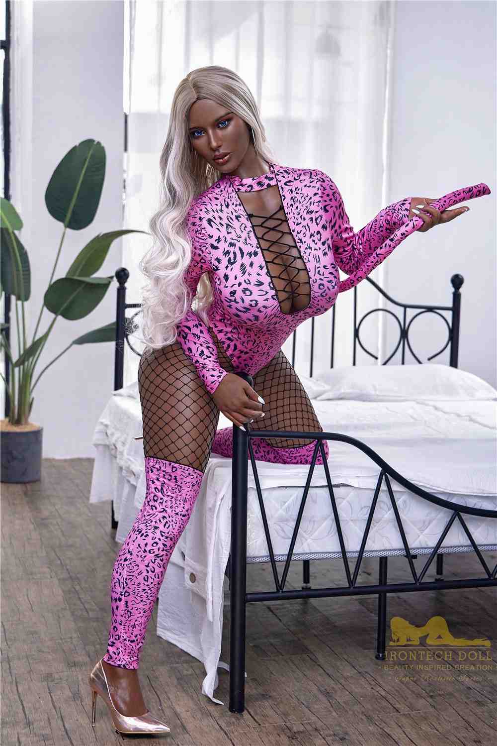 160cm (5ft2') Ebony Queen Silicone Sex Doll - Hedy