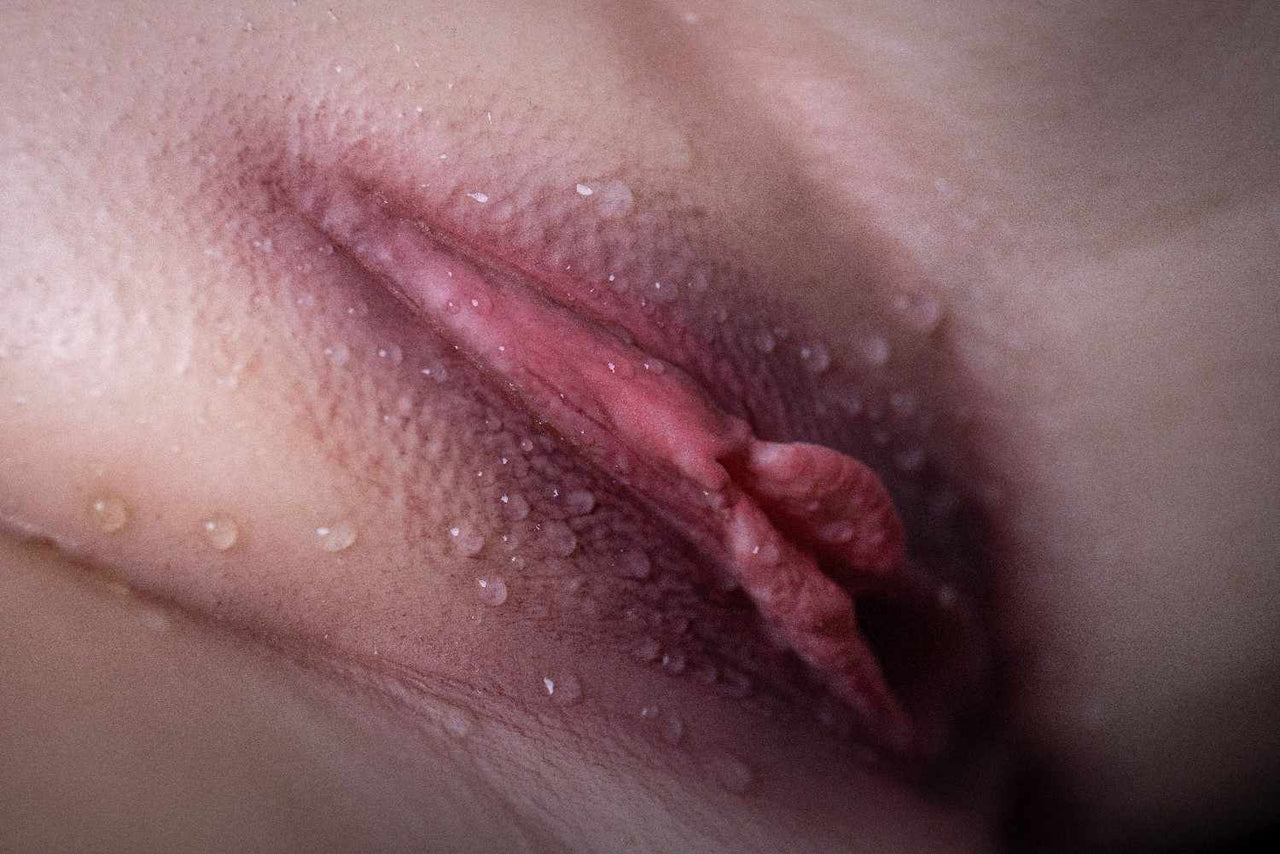 25cm (9.84") LoveNestle Series Ultra Soft Silicone Ass - Caroline