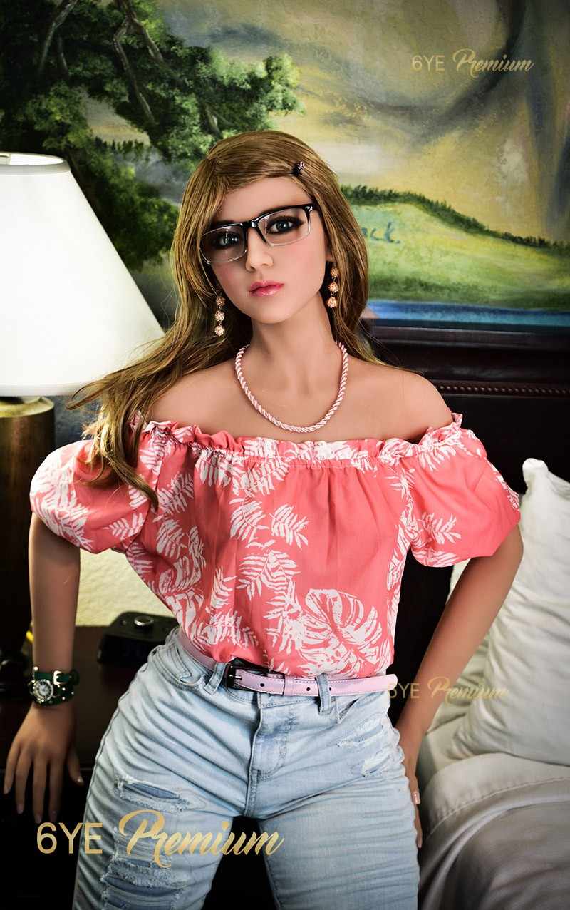 162cm (5ft4") Realistic Sex Doll with Curvy Bottom - B-Cup - Spice