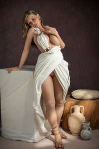 Nina -  159cm (5ft3