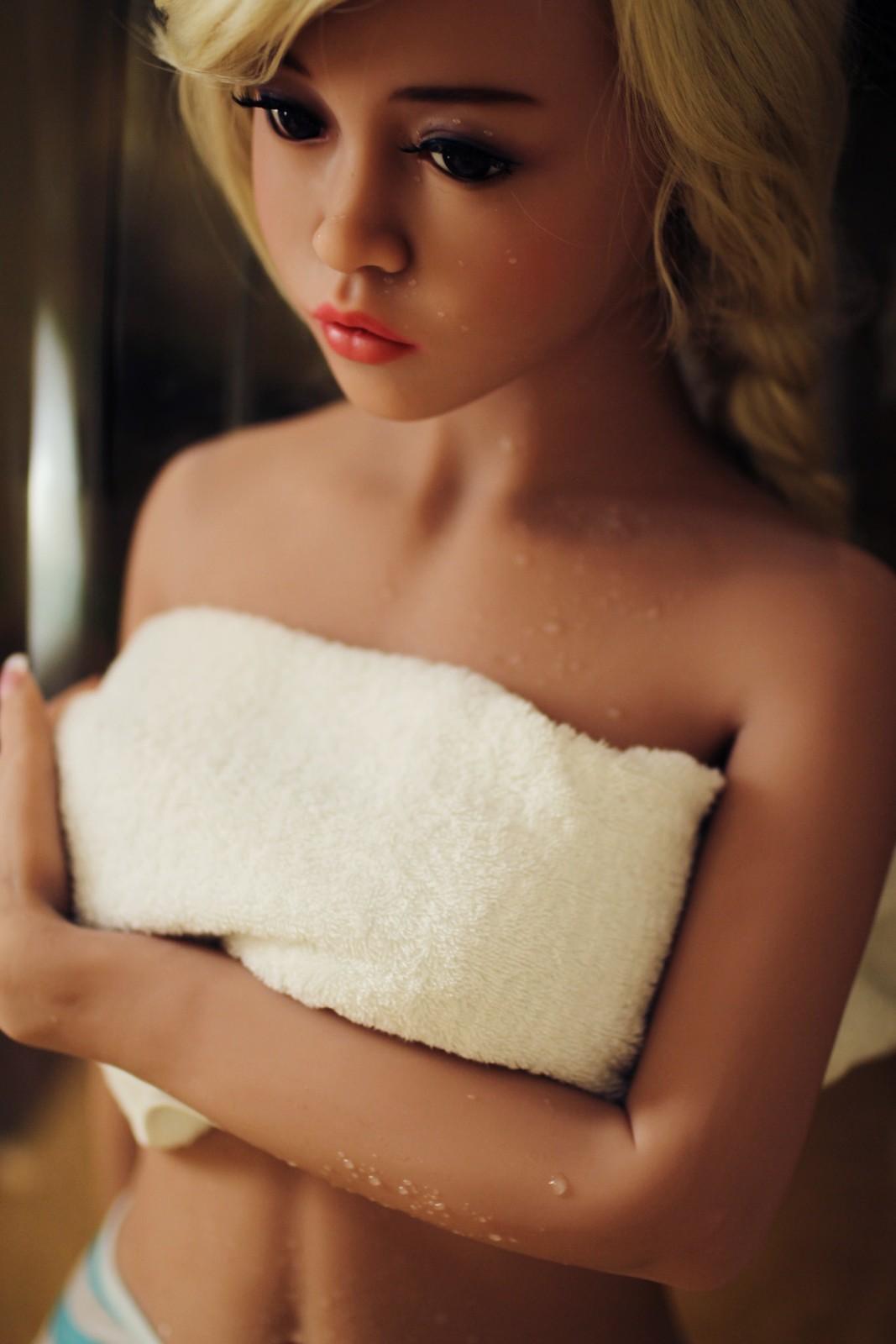 156cm (5ft1') C-cup. Sexy Real Sex Doll with Head #88