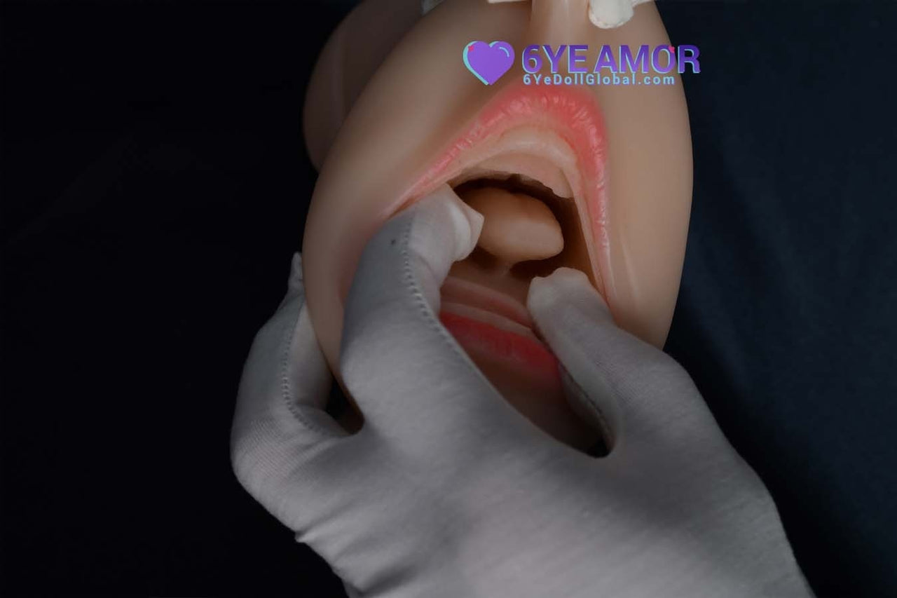 10cm (3.9") Blowjob Mouth with Teeth Masturbator ( Model# LY0011)
