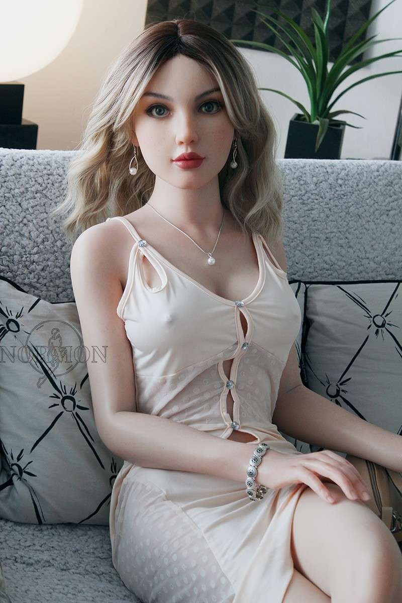 165cm (5ft5') C-Cup Gracefully Refined Hourglass Body Sex Doll - Tamara