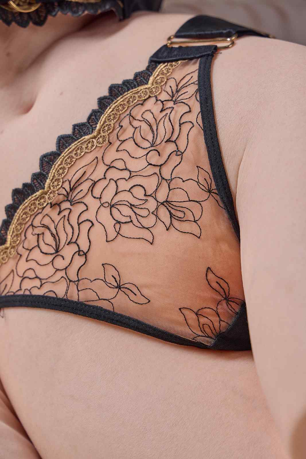 Erovenus 85cm (2ft9") Slim Silicone Torso Sex Doll – Chloe