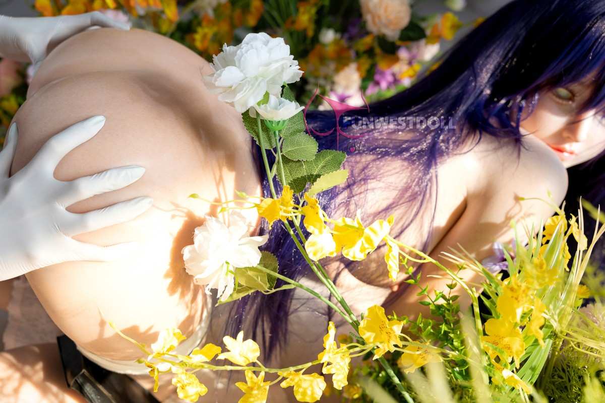 FunWest Doll 159cm (5ft2") Hinata Hyūga Silicone Sex Doll – Fantasy Cosplay - A-Cup - In Stock | EU Only