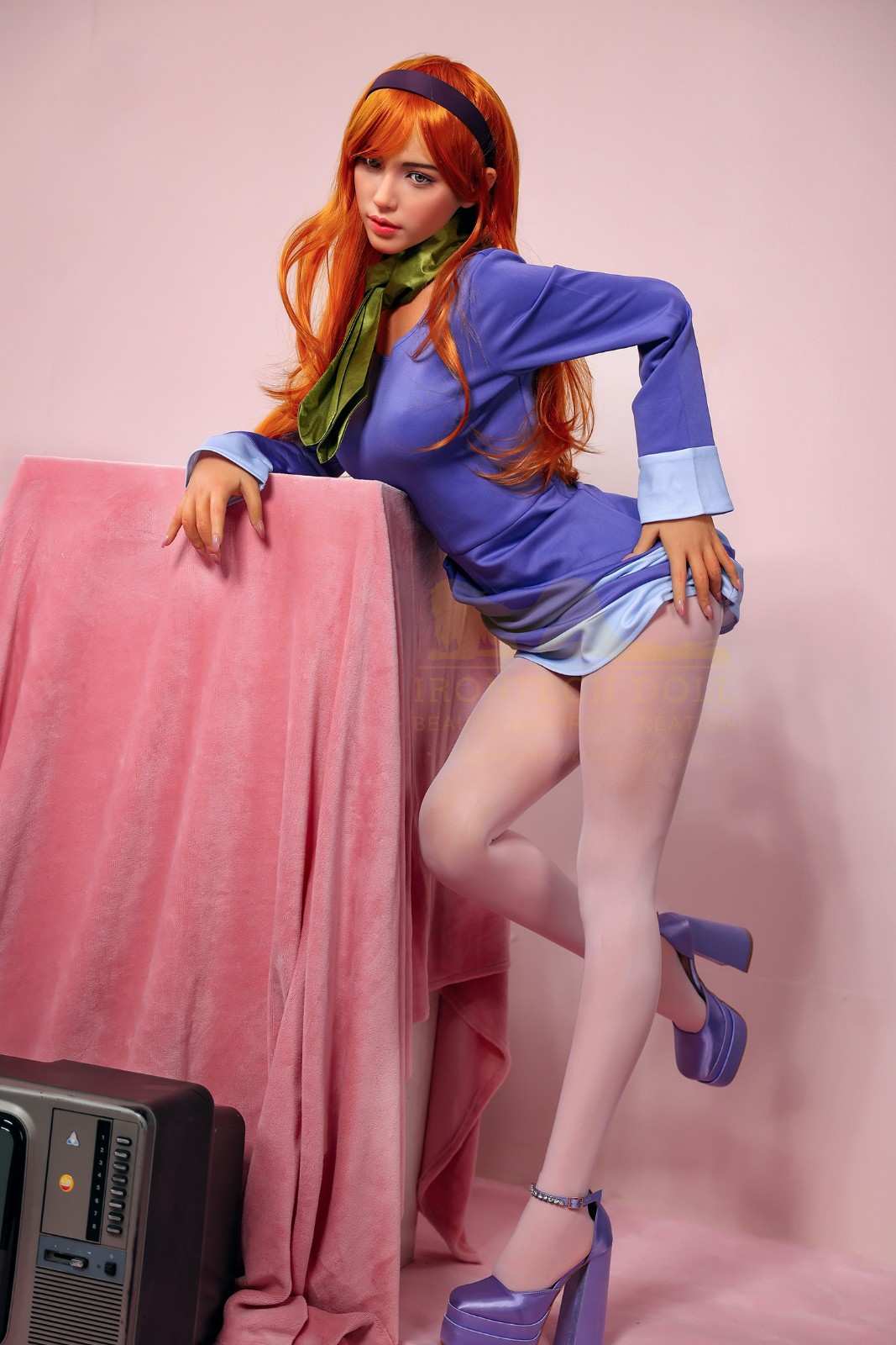 IronTech 167cm (5ft6') The Sex Pistols Sex Doll with Round Butt - Leaf
