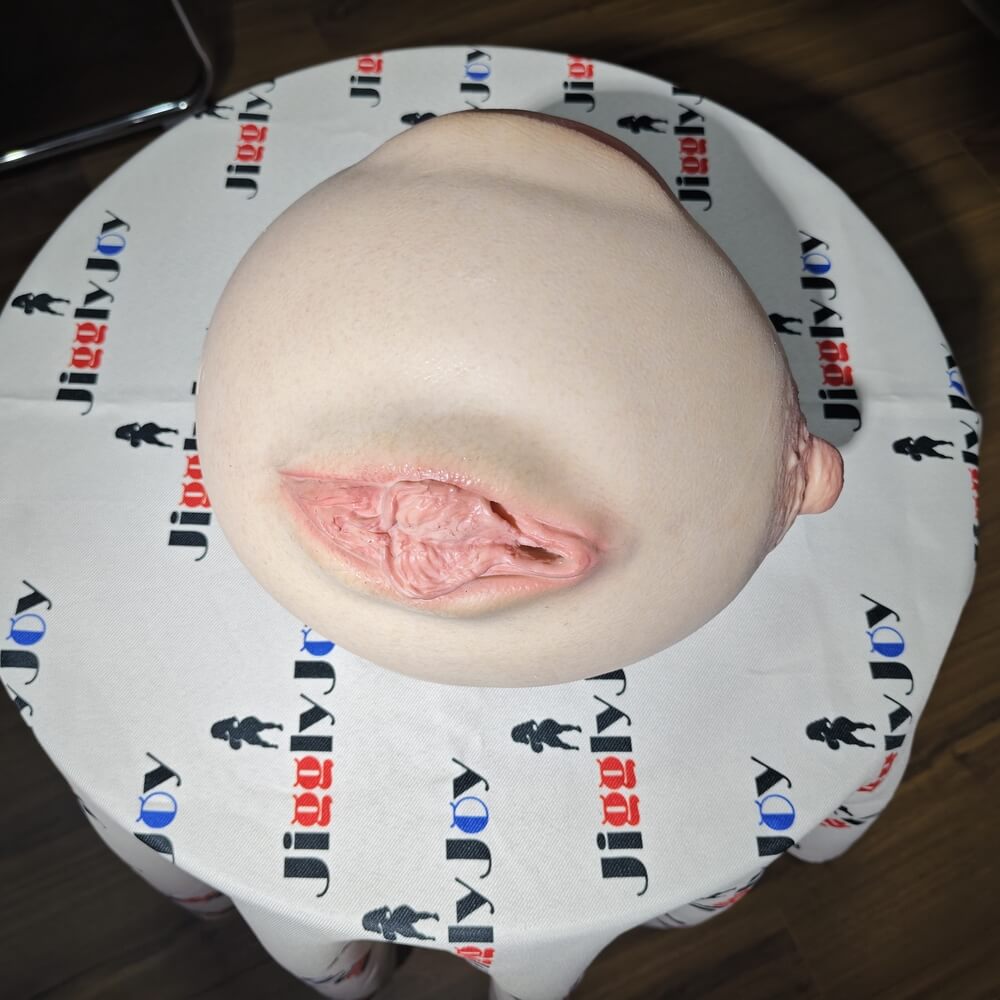 Jiggly Joy 6.5kg (14.3 lbs) Jewel Onahole Ball 5 Holes in One Masturbation Toy